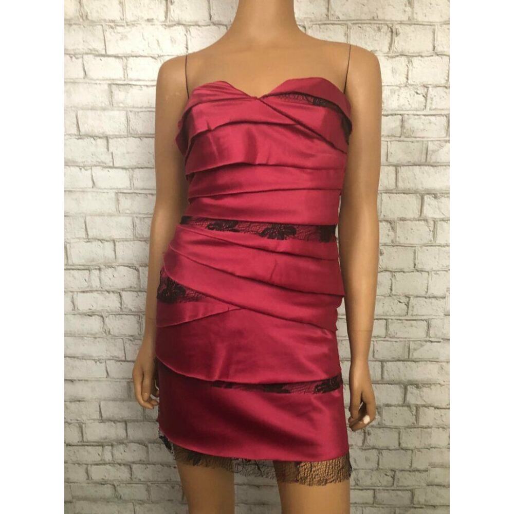 $148 BCBGeneration Pink Black Lace Shutter Pleat Laser Cut Sheath Dress 2 NEW